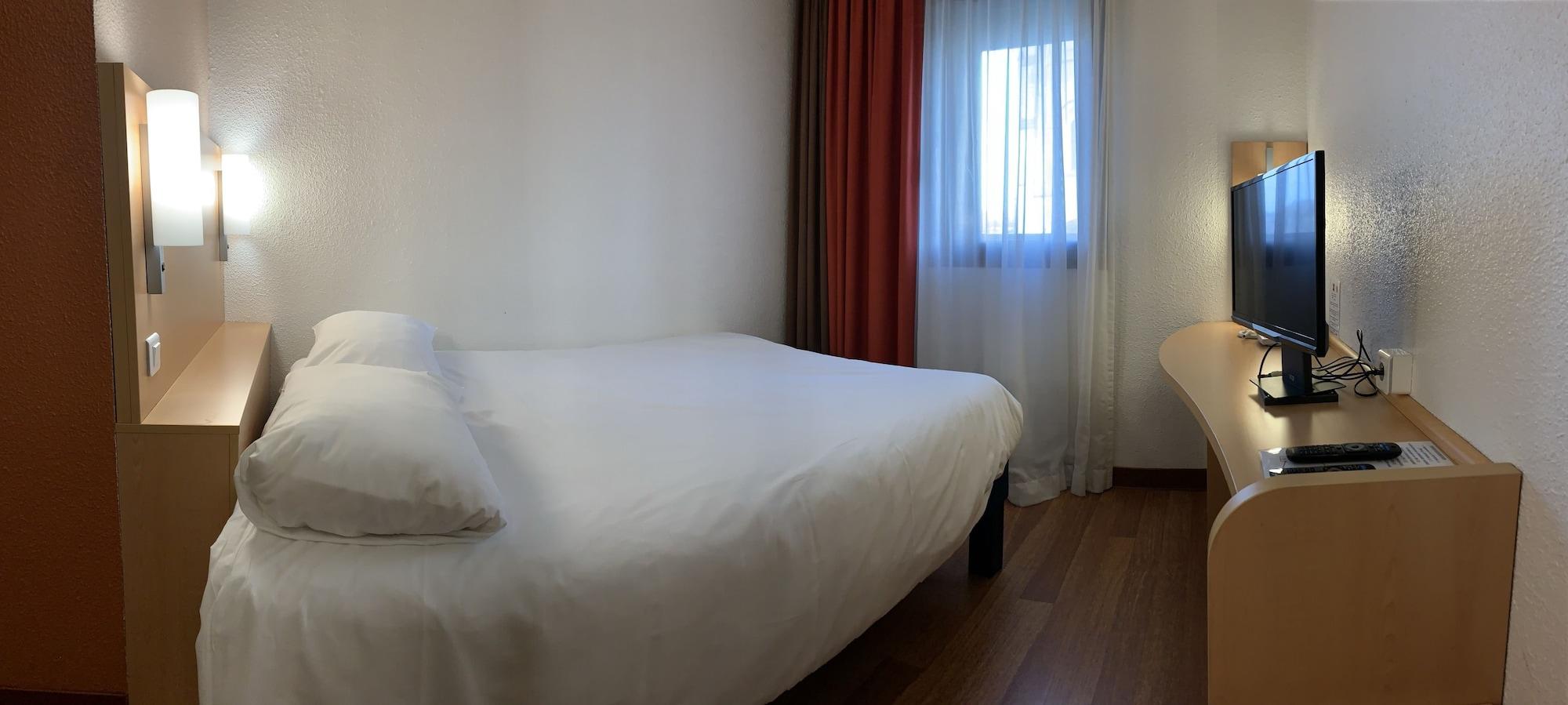 Ibis Saint Quentin Basilique Hotel Buitenkant foto